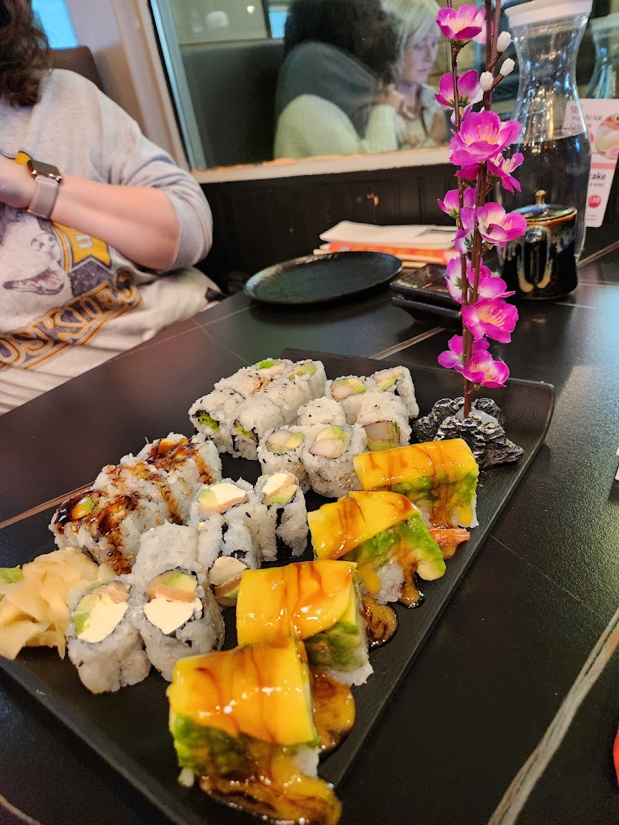 The One Sushi And Ramen-8